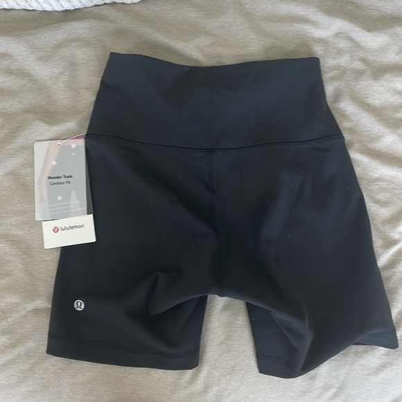 Wunder Train HR 6” Contour Fit - brand new with tags - Picture 3 of 4